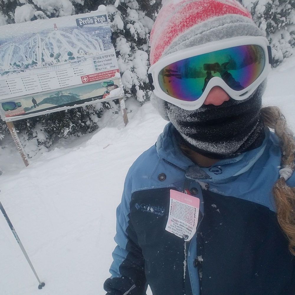 Meet your Posher, Alexis